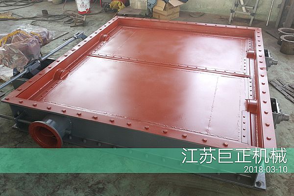 方形擋板門（寬9m）完工，準備發(fā)貨