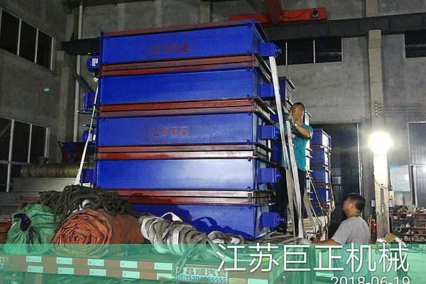 方形擋板門（寬10m）已完工，待發(fā)往預(yù)定客戶