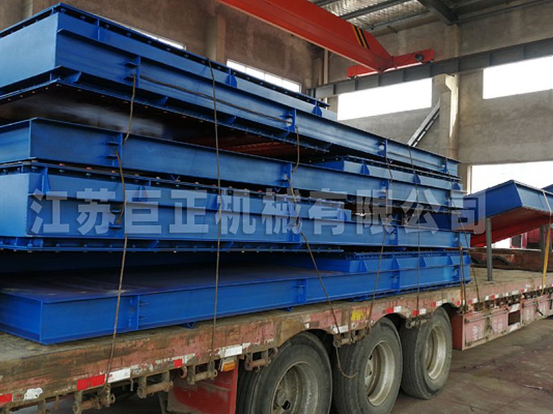 巨正機(jī)械公司一批擋板門(mén)驗(yàn)收合格，整裝待發(fā)了